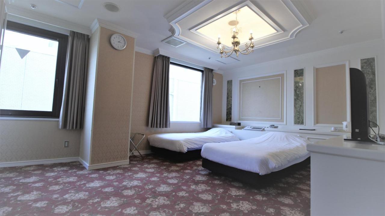 Royal Hotel Shinokubo Tokyo Esterno foto